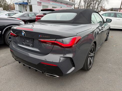 Used 2021 BMW M440i Convertible w/ Premium Package image 8