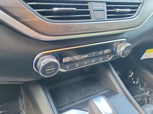 New 2026 Nissan Altima 2.5 SV w/ SV Special Edition Package FWD image 27