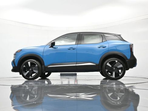New 2026 Nissan Kicks SR FWD image 42