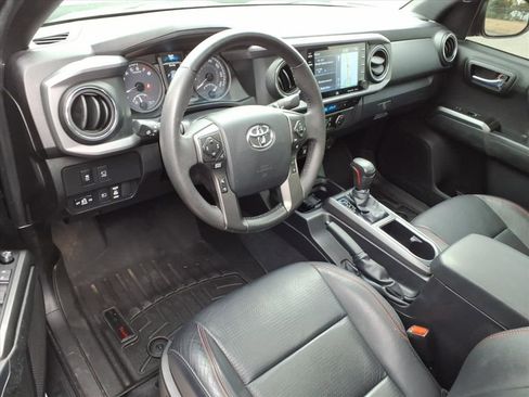 Used 2023 Toyota Tacoma TRD Pro AWD/4WD image 17