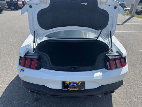 Used 2024 Ford Mustang GT Premium image 17