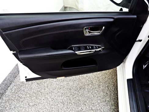 Used 2015 Toyota Avalon XLE Premium image 7