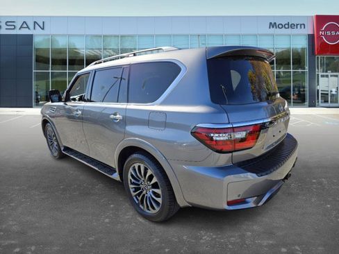 Used 2024 Nissan Armada Platinum w/ Captain's Chairs Package image 7
