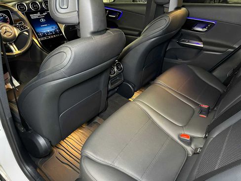 Certified 2025 Mercedes-Benz GLC 300 GLC 300 image 20