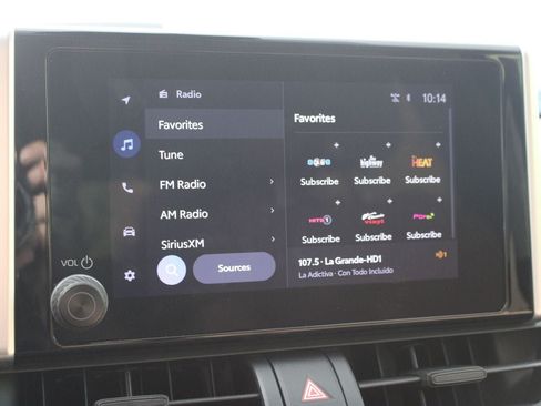 Used 2025 Toyota RAV4 XLE w/ Convenience Package AWD/4WD image 15