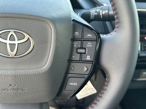New 2026 Toyota Prius Plug-In Hybrid FWD image 21
