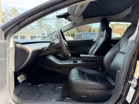 Used 2020 Tesla Model 3 Performance image 25