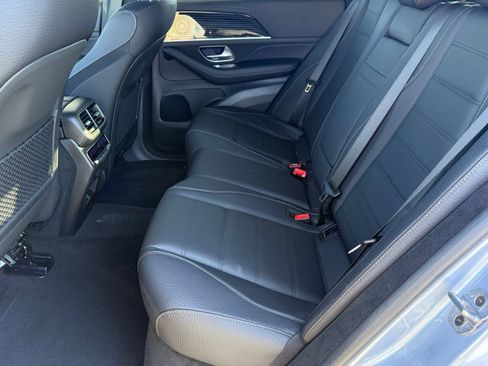 Used 2025 Mercedes-Benz GLE 450 4MATIC Coupe image 29