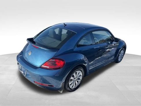 Used 2018 Volkswagen Beetle 2.0T S image 6