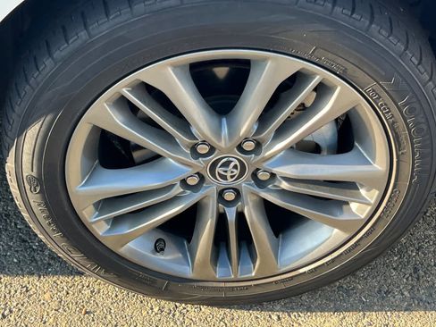 Certified 2016 Toyota Camry SE image 15