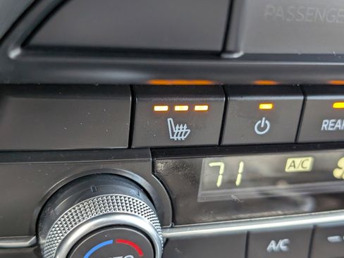 Used 2023 MAZDA CX-9 Touring image 27