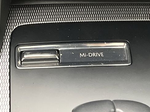 Certified 2025 MAZDA CX-70 3.3 Turbo w/ Premium Plus Pkg image 18