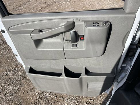 New 2025 GMC Savana 2500 Extended w/ Driver Convenience Package image 23