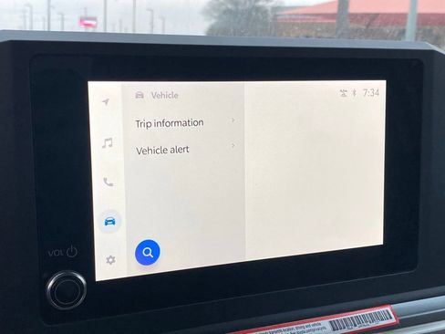 Used 2025 Toyota Tacoma TRD Off-Road image 21