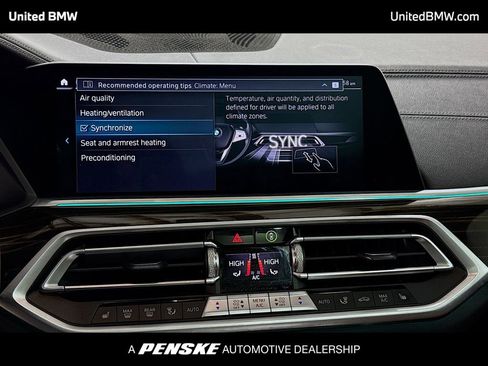 Used 2021 BMW X5 xDrive45e w/ Premium Package image 11