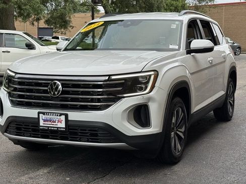 Used 2024 Volkswagen Atlas SE AWD/4WD image 39