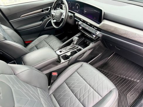 Used 2024 Kia Telluride SX Prestige X-Line image 11