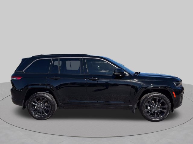 Used 2026 Jeep Grand Cherokee Limited AWD/4WD image 6