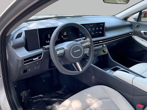 Certified 2025 Hyundai Sonata SEL FWD image 18