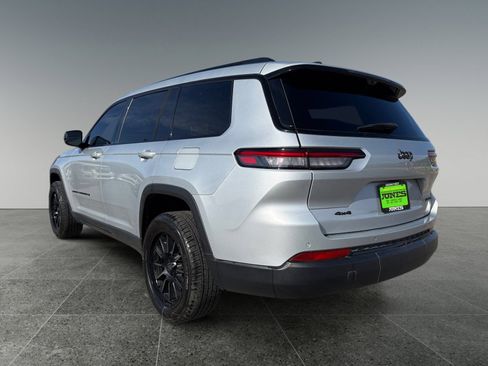 Used 2023 Jeep Grand Cherokee L Limited w/ Luxury Tech Group II AWD/4WD image 4