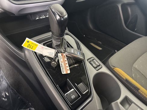 Used 2024 Subaru Crosstrek 2.5i Sport image 19