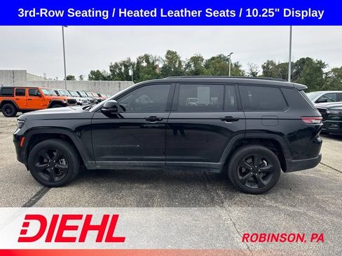 Used 2023 Jeep Grand Cherokee L Laredo AWD/4WD image 3