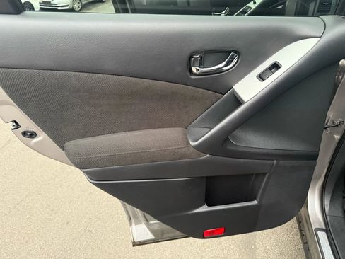 Used 2012 Nissan Murano S image 19