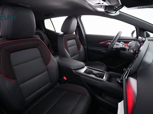 Used 2024 Chevrolet Equinox EV RS image 10