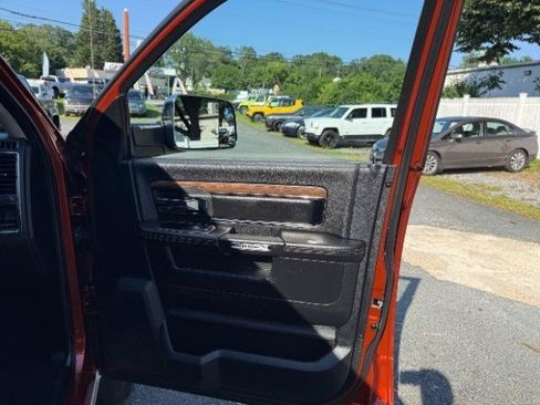 Used 2013 RAM 2500 Laramie w/ Protection Group AWD/4WD image 10