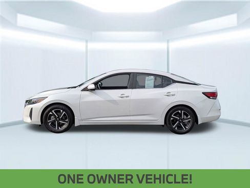 Certified 2024 Nissan Sentra SV FWD image 2