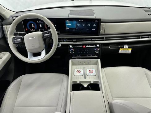 New 2026 Hyundai Santa Fe SE image 22