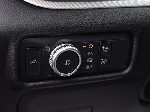 Used 2021 Ford Explorer XLT w/ Equipment Group 202A AWD/4WD image 10