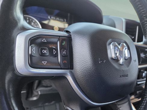 Used 2020 RAM 1500 Laramie AWD/4WD image 10