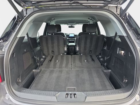 Used 2022 Ford Explorer Limited image 14