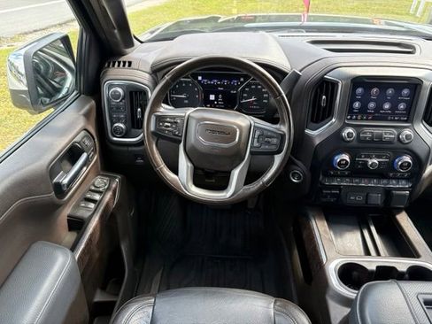 Used 2022 GMC Sierra 1500 Denali w/ Denali Reserve Package AWD/4WD image 13