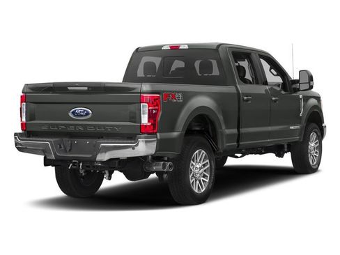 Used 2017 Ford F250 Lariat w/ Lariat Ultimate Package AWD/4WD image 2