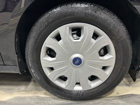 Used 2022 Ford Transit Connect XL image 15