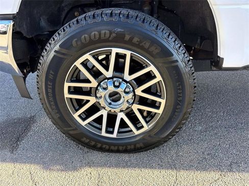 Used 2019 Ford F250 Lariat w/ Lariat Ultimate Package image 10