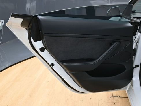 Used 2022 Tesla Model 3 Performance AWD/4WD image 42