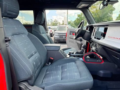 Used 2024 Ford Bronco Heritage Edition AWD/4WD image 22