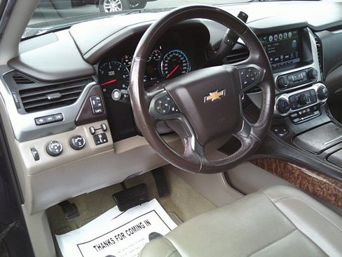 Used 2017 Chevrolet Suburban Premier AWD/4WD image 11
