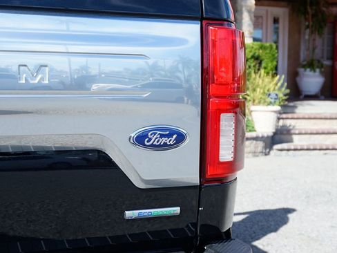 Used 2020 Ford F150 Platinum w/ Equipment Group 701A Luxury image 54