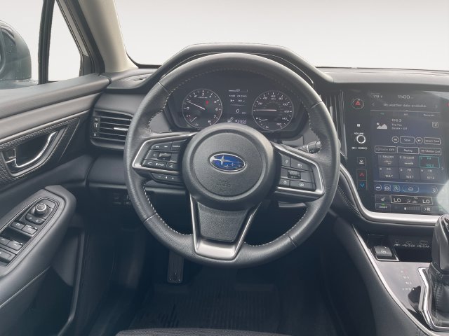 Certified 2025 Subaru Outback Premium AWD/4WD image 12