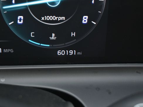 Used 2024 Kia Seltos EX image 24