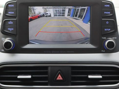 Used 2020 Hyundai Kona Limited w/ Cargo Package image 21