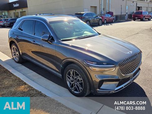 Used 2023 Genesis GV70 2.5T w/ Advanced Package image 4