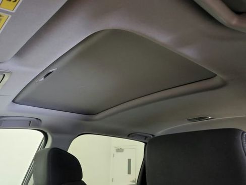Used 2020 Honda CR-V EX image 19