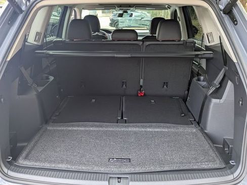 New 2026 Volkswagen Atlas Peak Edition image 12