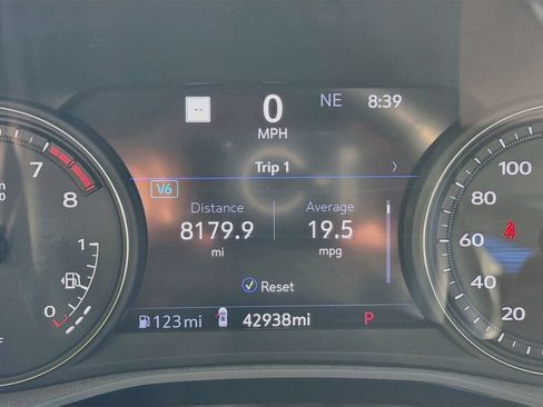 Used 2023 Cadillac XT5 Premium Luxury w/ Technology Package FWD image 11