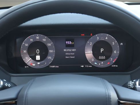 Used 2024 Land Rover Range Rover Velar S image 22